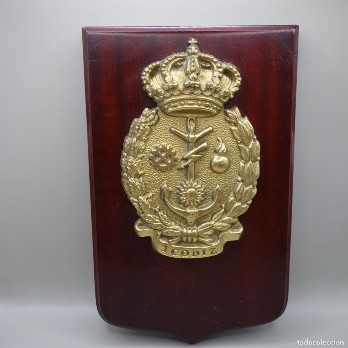 Militaria: METOPA DEL BUQUE ICODIZ