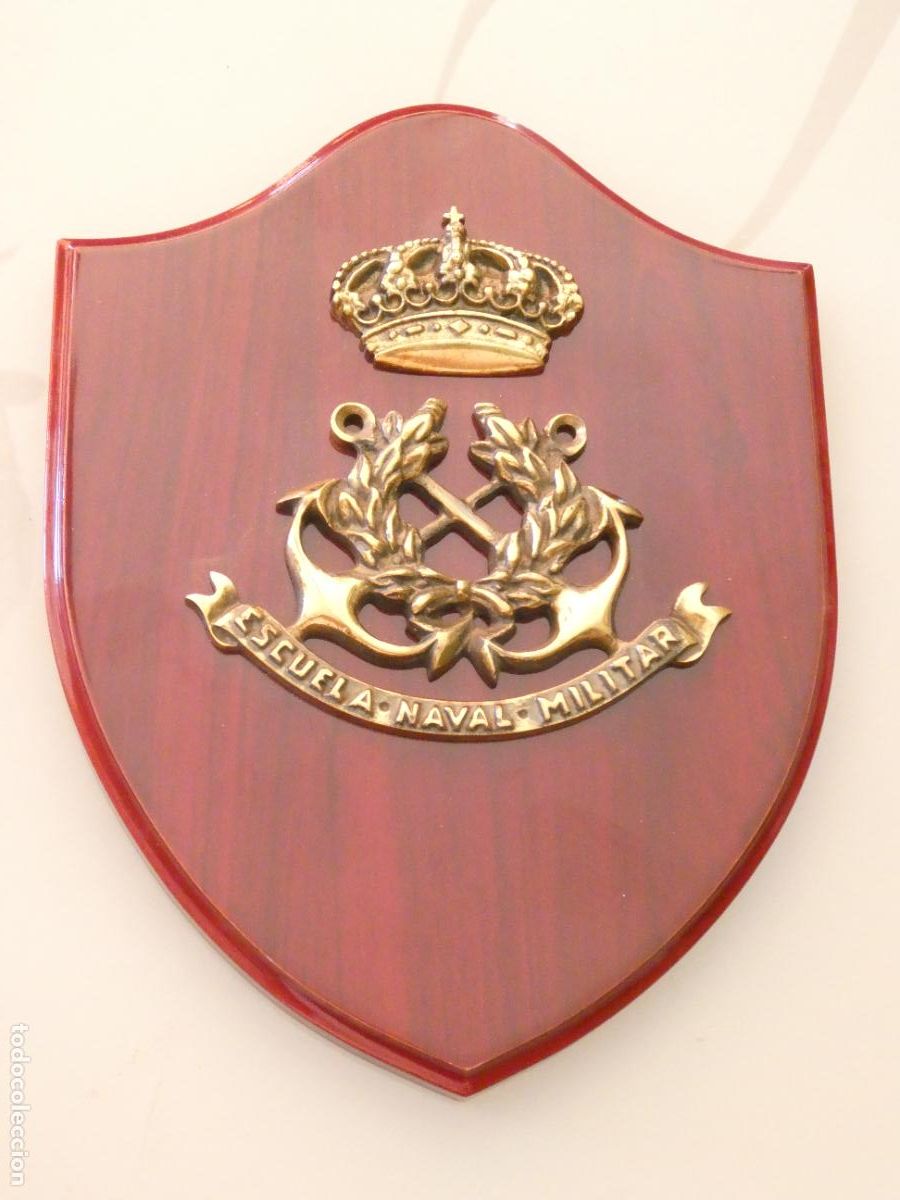 Militaria: METOPA MILITAR. MARINA ARMADA ESPA&Ntilde;OLA. ESCUELA NAVAL MILITAR. 26X19CM. 640GR