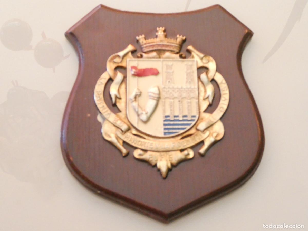 Militaria: METOPA MILITAR. REGIMIENTO DE INFANTER&Iacute;A ZAMORA. 20X17CM. 420GR
