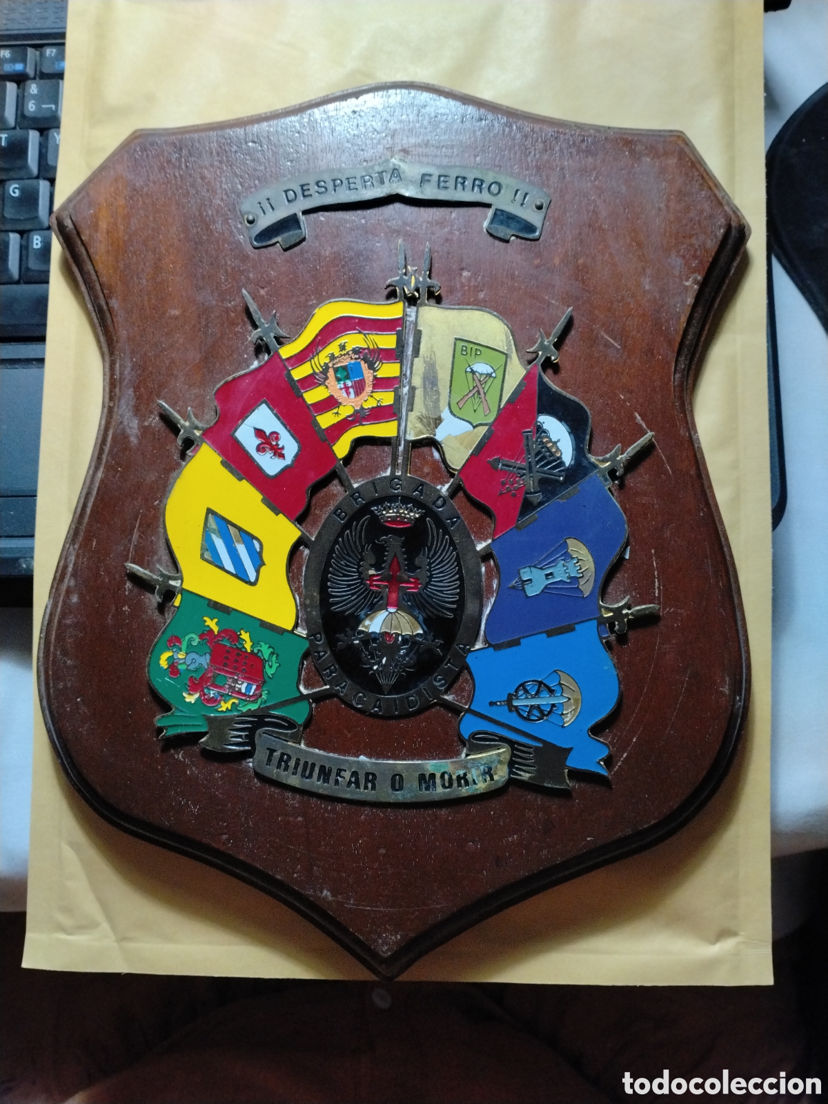 Militaria: METOPA - BRIGADA ALMOG&Aacute;VARES VI DE PARACAIDISTAS (BRIPAC) - EJERCITO DE TIERRA -