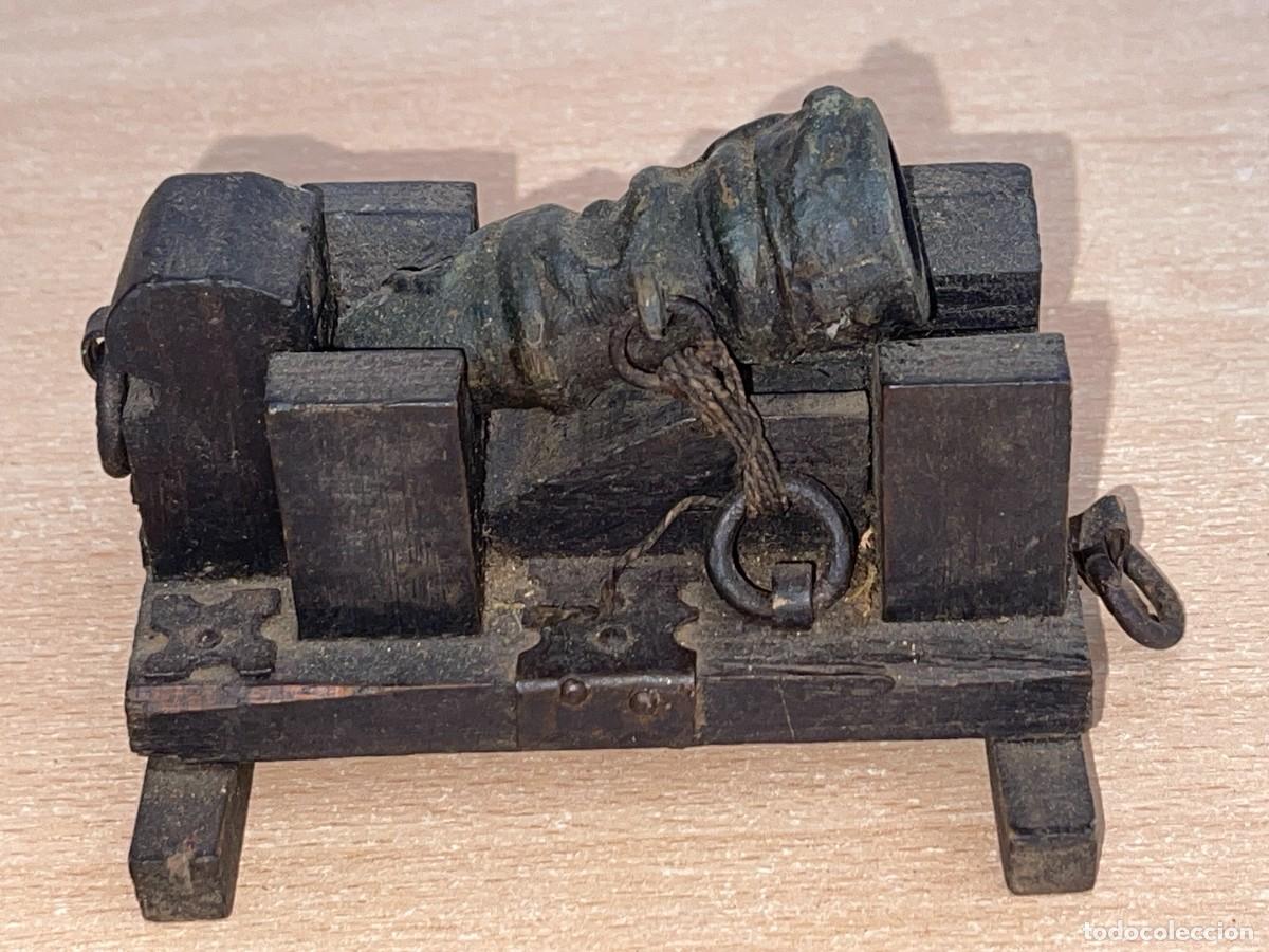 Militaria: 8- Antiguo ca&ntilde;&oacute;n Mortero est&aacute;tico bronce madera decorativo vintage 11 cm. militar guerra corsario