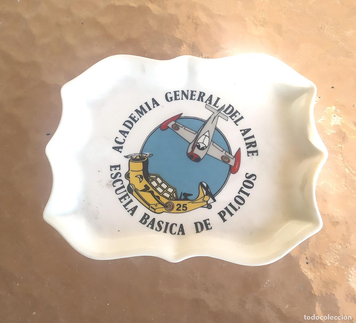 Militaria: Cenicero Academia General del Aire Escuela B&aacute;sica Ej&eacute;rcito del Aire a&ntilde;o 1977