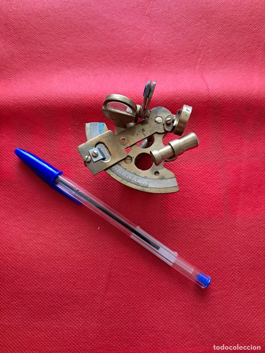 Militaria: SEXTANTE N&Aacute;UTICO DE LAT&Oacute;N &ndash; INSTRUMENTO DE NAVEGACI&Oacute;N &ndash; DECORACI&Oacute;N MAR&Iacute;TIMA