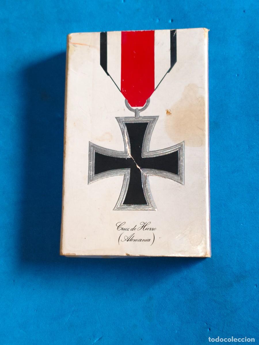 Militaria: Caja de cerillas vac&iacute;a. Cruz de Hierro. F&oacute;sforos del Pirineo.