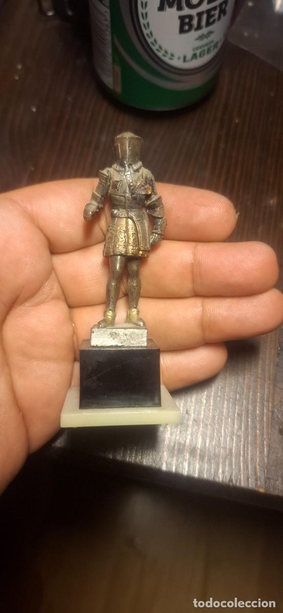 Militaria: Soldado (2) en miniatura