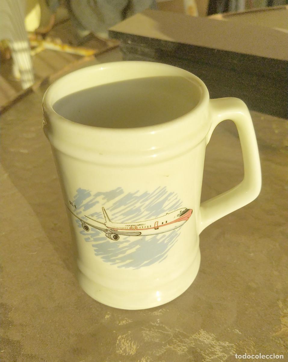 Militaria: Jarra cer&aacute;mica T.15/DC-8 Ej&eacute;rcito del Aire 401 Escuadr&oacute;n finales a&ntilde;os 80.