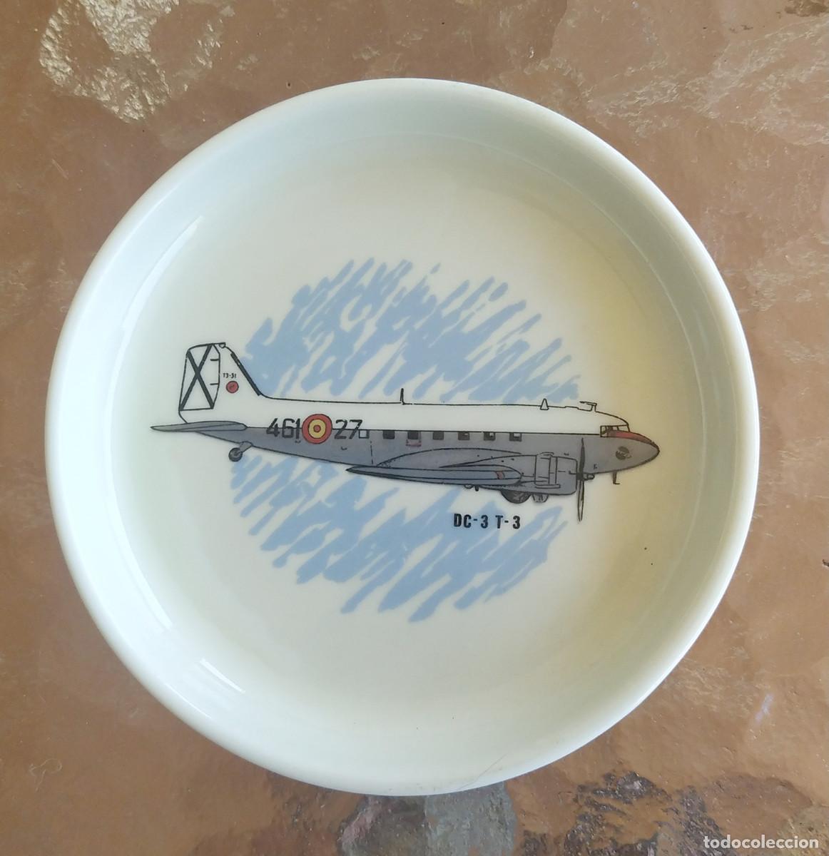 Militaria: Cenicero cer&aacute;mica T.3/C-47 Ej&eacute;rcito del Aire Ala 46 (Gando, Canarias) a&ntilde;os 70
