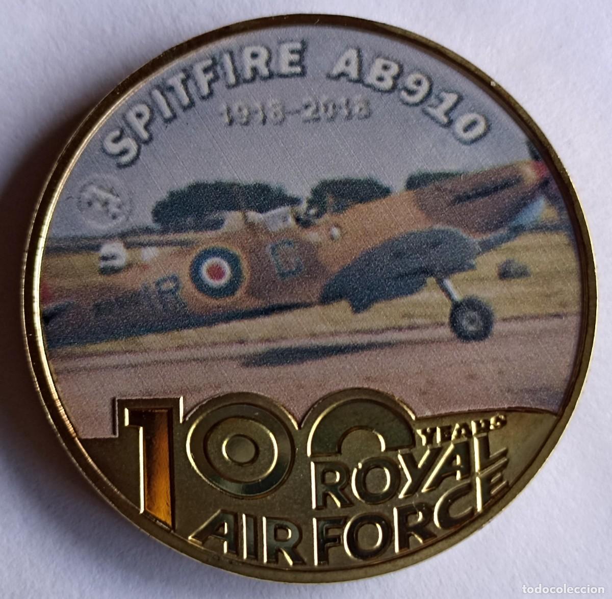 Militaria: Moneda conmemorativa 100 a&ntilde;os Royal Force Spitfire AB910 1918-2018 (Avi&oacute;n)