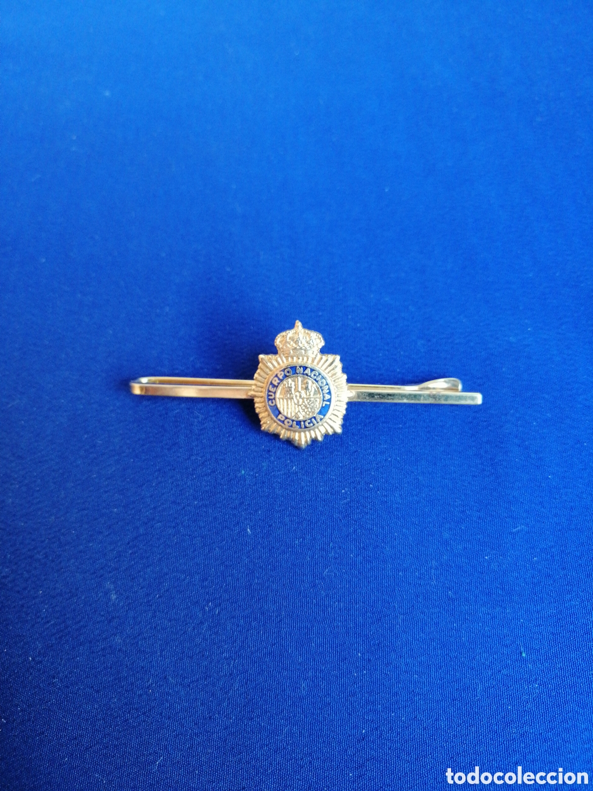 Militaria: CUERPO NACIONAL DE POLICIA PISACORBATAS
