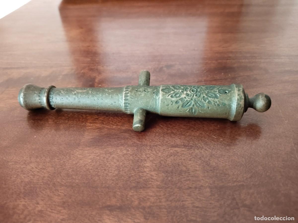 Militaria: Ca&ntilde;oncito en bronce. Siglo XIX.