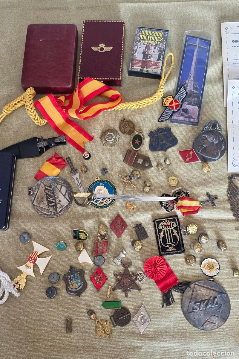 Militaria: LOTE VARIADO MILITAR