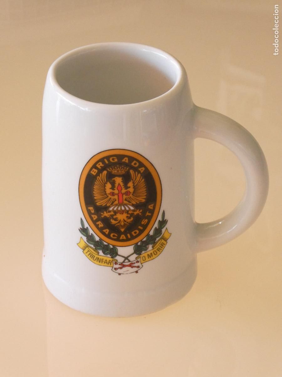 Militaria: JARRA CER&Aacute;MICA MILITAR. BRIPAC BRIGADA PARACAIDISTA. 13CM 600GR
