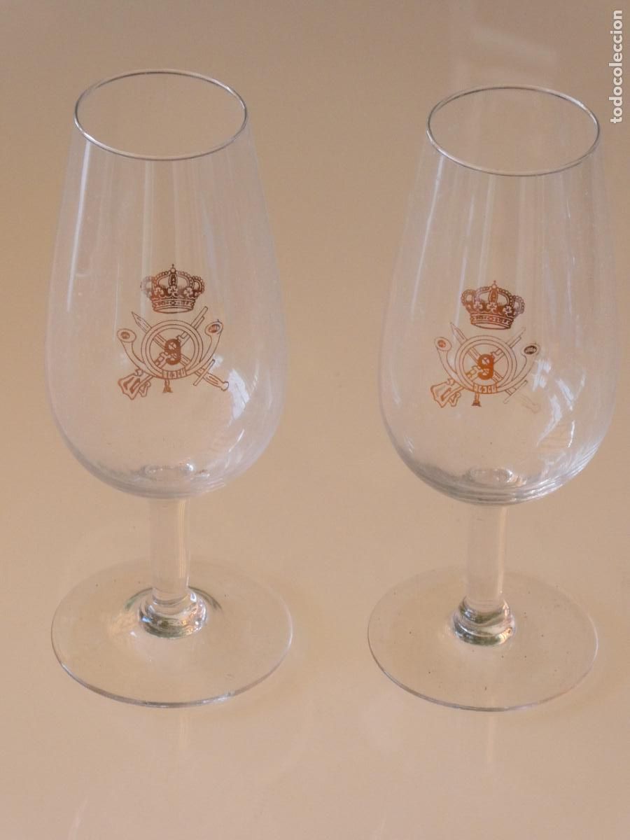 Militaria: 2 VASOS DE CRISTAL MILITAR. CATAVINOS REGIMIENTO DE INFANTER&Iacute;A SORIA N&ordm; 9. 15CM. 100GR