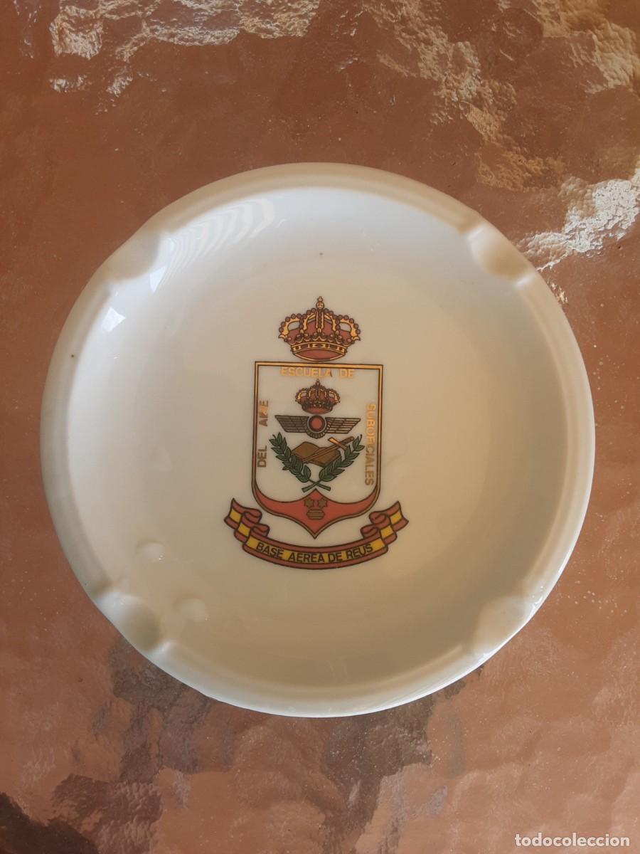Militaria: Cenicero Escuela de Suboficiales (Base de Reus) del Ej&eacute;rcito del Aire finales a&ntilde;os 70