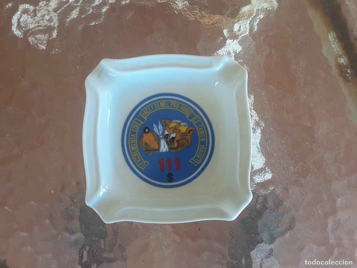Militaria: Cenicero cer&aacute;mica 111 Escuadr&oacute;n (Base de Manises) del Ej&eacute;rcito del Aire a&ntilde;os 80