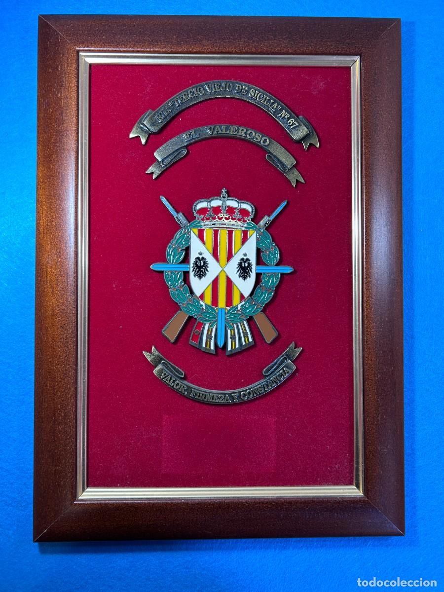 Militaria: Cuadro Metopa Ril. Tercio Viejo de Sicilia n&ordm; 67 - El valeroso - Valor, firmeza y constancia