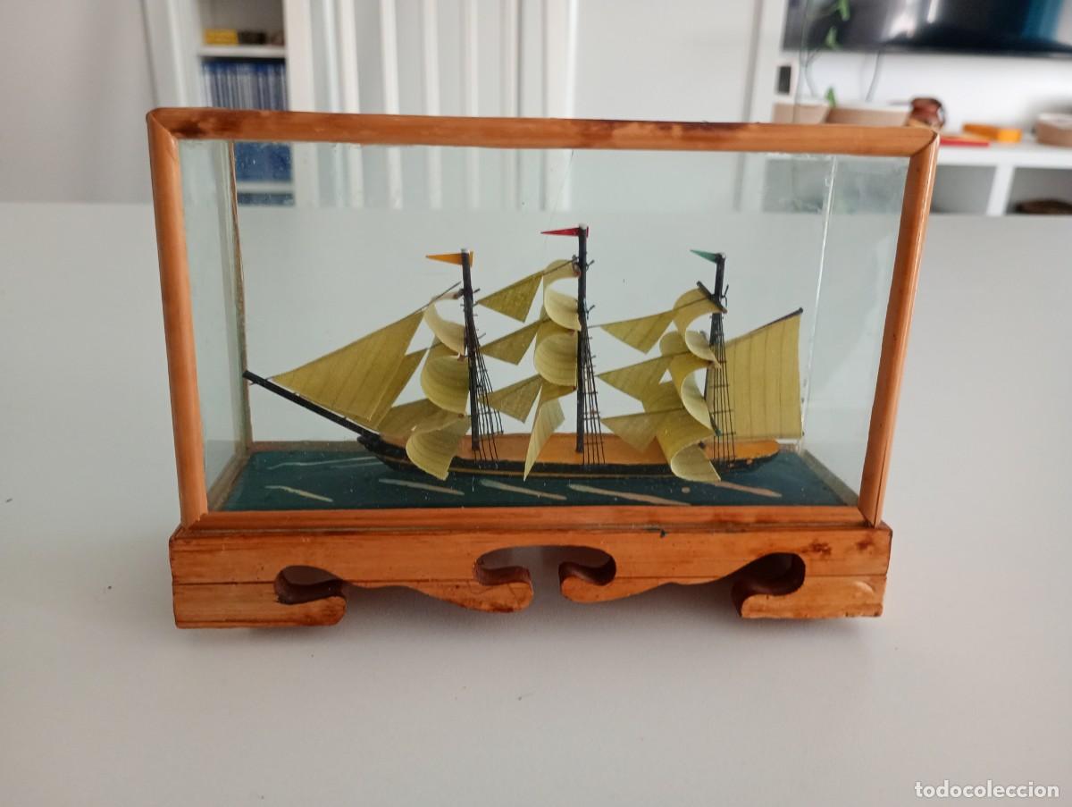 Militaria: Maqueta diorama miniatura de barco velero en urna de cristal vintage nautico