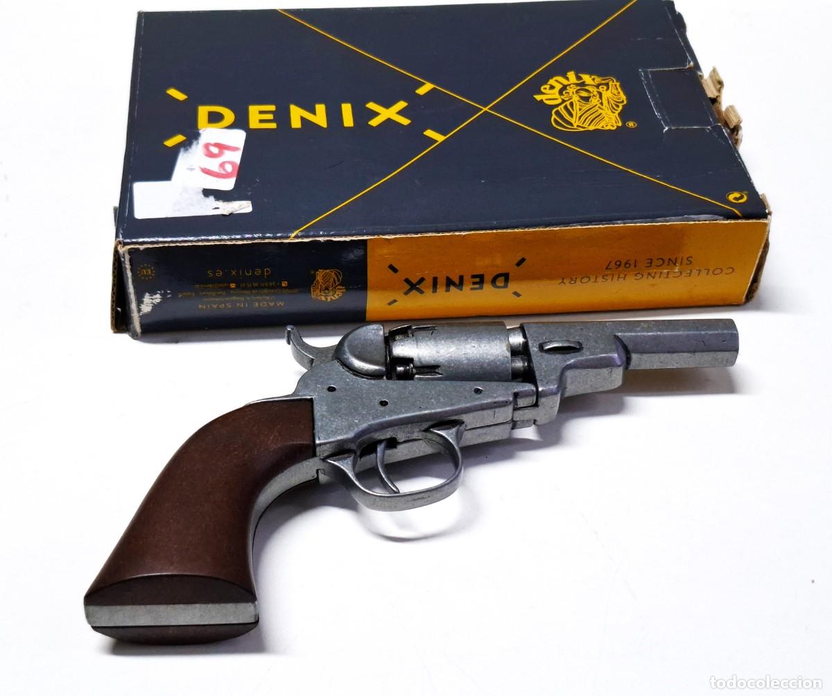 Militaria: 1849 REVOLVER WELLS FARGO - 542.KG - MADE IN SPAIN