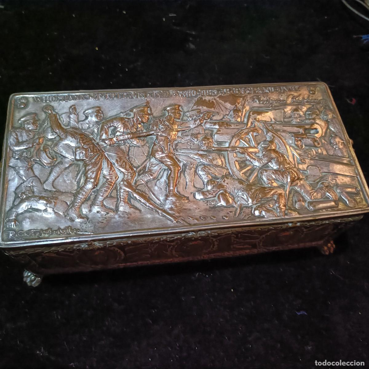 Militaria: Antigua caja cigarrera metal plateado primera guerra mundial