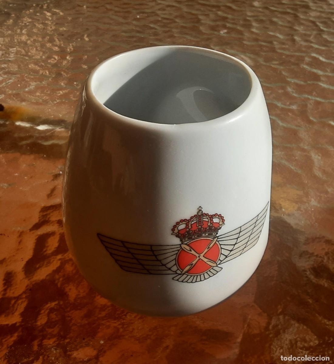 Militaria: Jarra cer&aacute;mica rokiski Ej&eacute;rcito del Aire a&ntilde;os 80