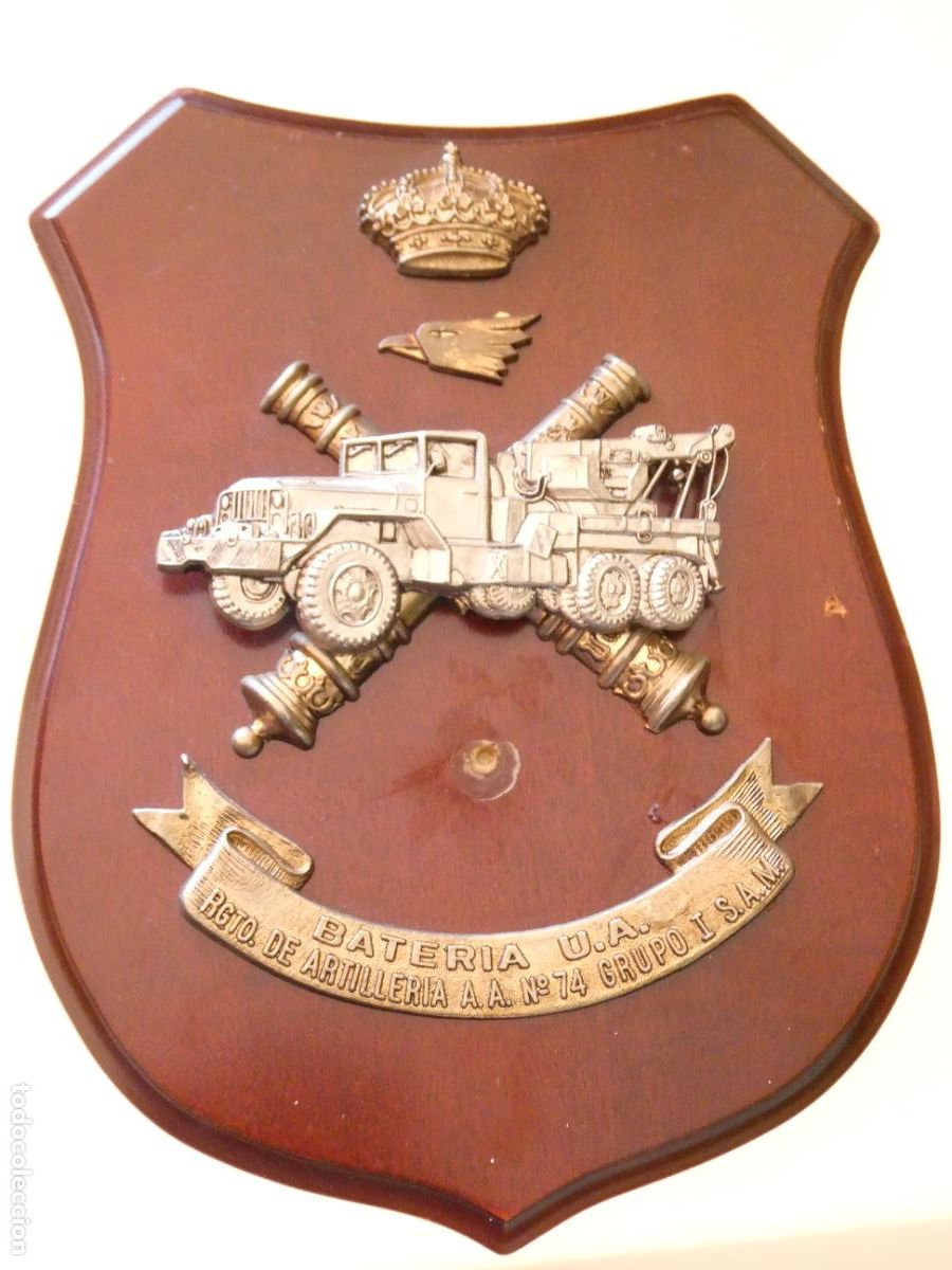 Militaria: METOPA CUADRO MILITAR. BATER&Iacute;A U.A. REGIMIENTO ARTILLER&Iacute;A ANTIAEREA 74 GRUPO I SAM. 26x20CM. 850GR