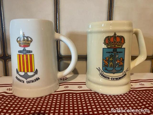 Militaria: Lote de dos jarras Armada Espa&ntilde;ola