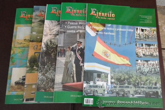 Militaria: Lote de 5 revistas Ej&eacute;rcito, n&ordm;s 727, 736, 738, 803 y 823