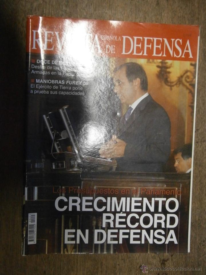 Military Antiques: Revista espa&ntilde;ola de defensa, a&ntilde;o 19, n&ordm;223, octubre de 2006.