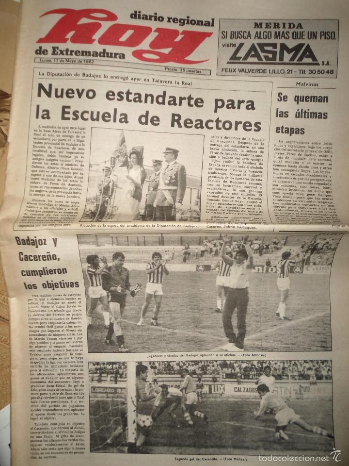 Militaria: ANTIGUO PERIODICO DIARIO HOY NUEVO ESTANDARTE PARA ESCUELA REACTORES BADAJOZ
