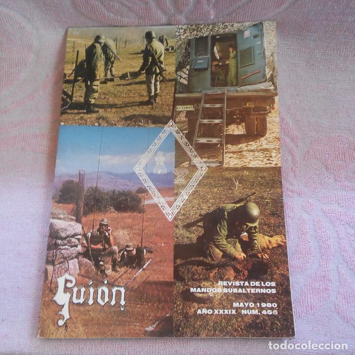 Militaria: REVISTA MILITAR GUION, REVISTA DE LOS MANDOS SUBALTERNOS MAYO DE 1980.