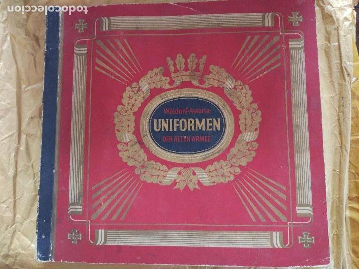 Military Antiques: Waldorf-Astoria. UNIFORMEN de la Armada. Alemania, 312 postales en estado perfecto. &Aacute;lbum completo