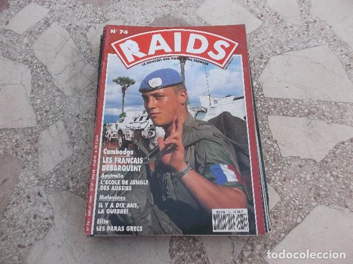 Militaria: RAIDS N&ordm; 74. LES FRAN&Ccedil;AIS DEBARQUENT. L'ECOLE DE JUNGLE DES AUSSIES. LES PARAS GRECS.