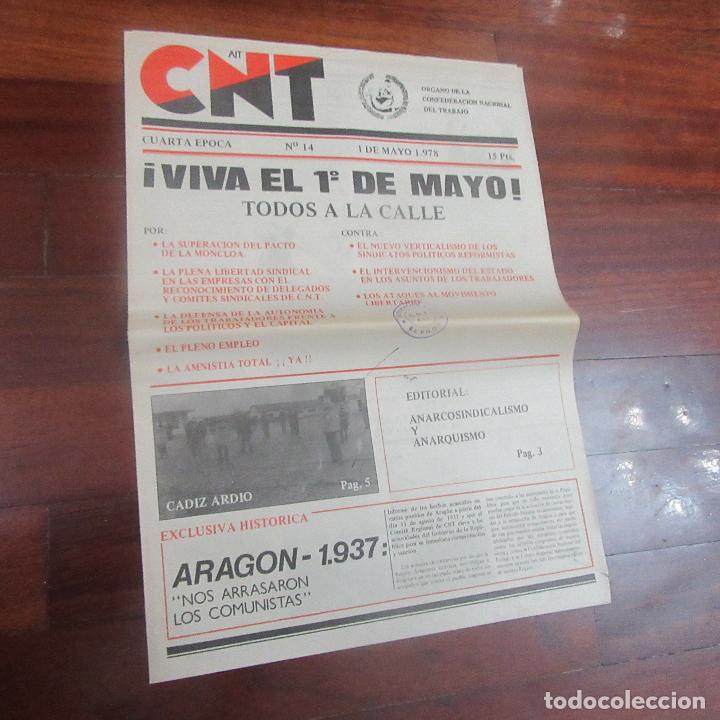 Military Antiques: revista pol&iacute;tica transici&oacute;n