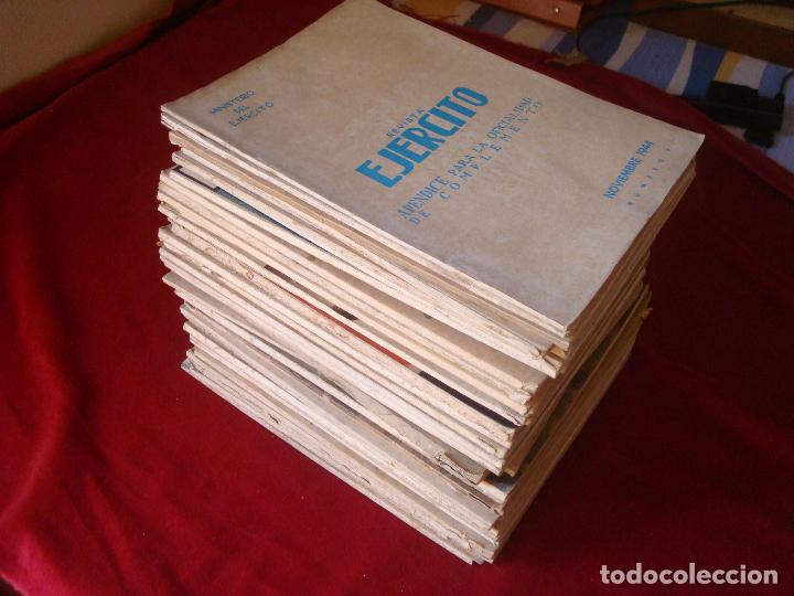 Militaria: LOTE 46 REVISTAS DEL EJERCITO A&Ntilde;OS 40 Y 50