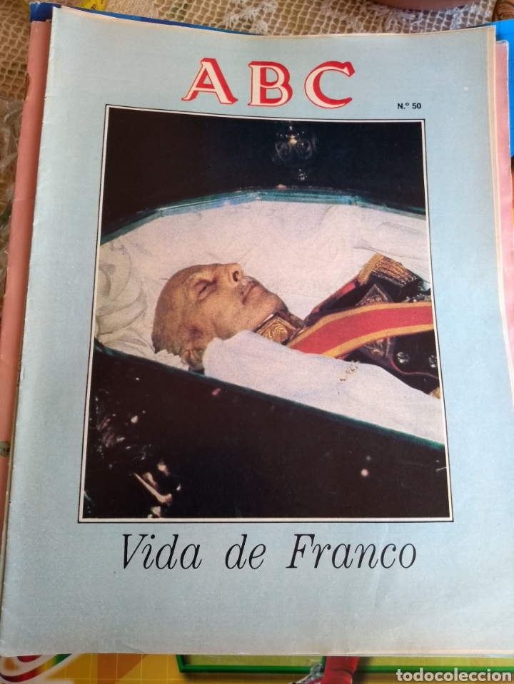 Militaria: **FASC&Iacute;CULO N&Uacute;MERO, 50 DE, --- LA VIDA DE FRANCO --- (ABC)**
