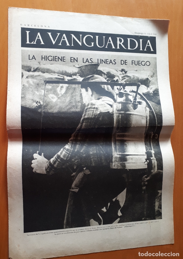 Militaria: Peri&oacute;dico de dos hojas La Vanguardia, 11 de abril de 1937