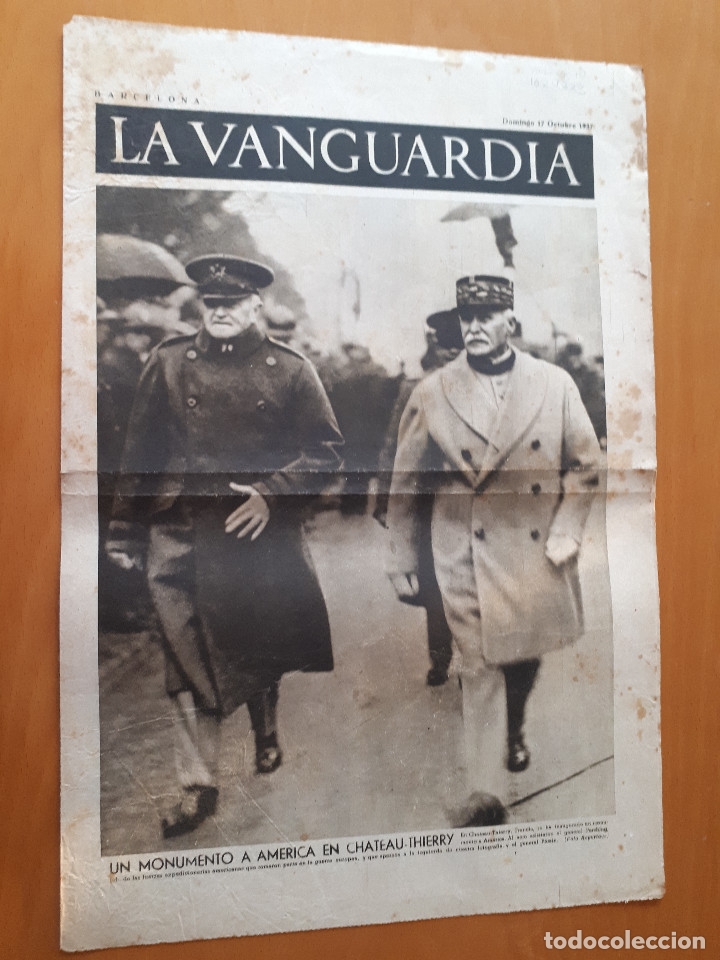 Military Antiques: Peri&oacute;dico de dos hojas La Vanguardia, 17 de octubre de 1937