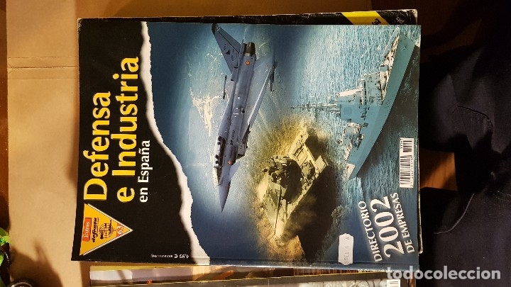 Militaria: Revista Extra DEFENSA. DEFENSA E INDUSTRIA EN ESPA&Ntilde;A