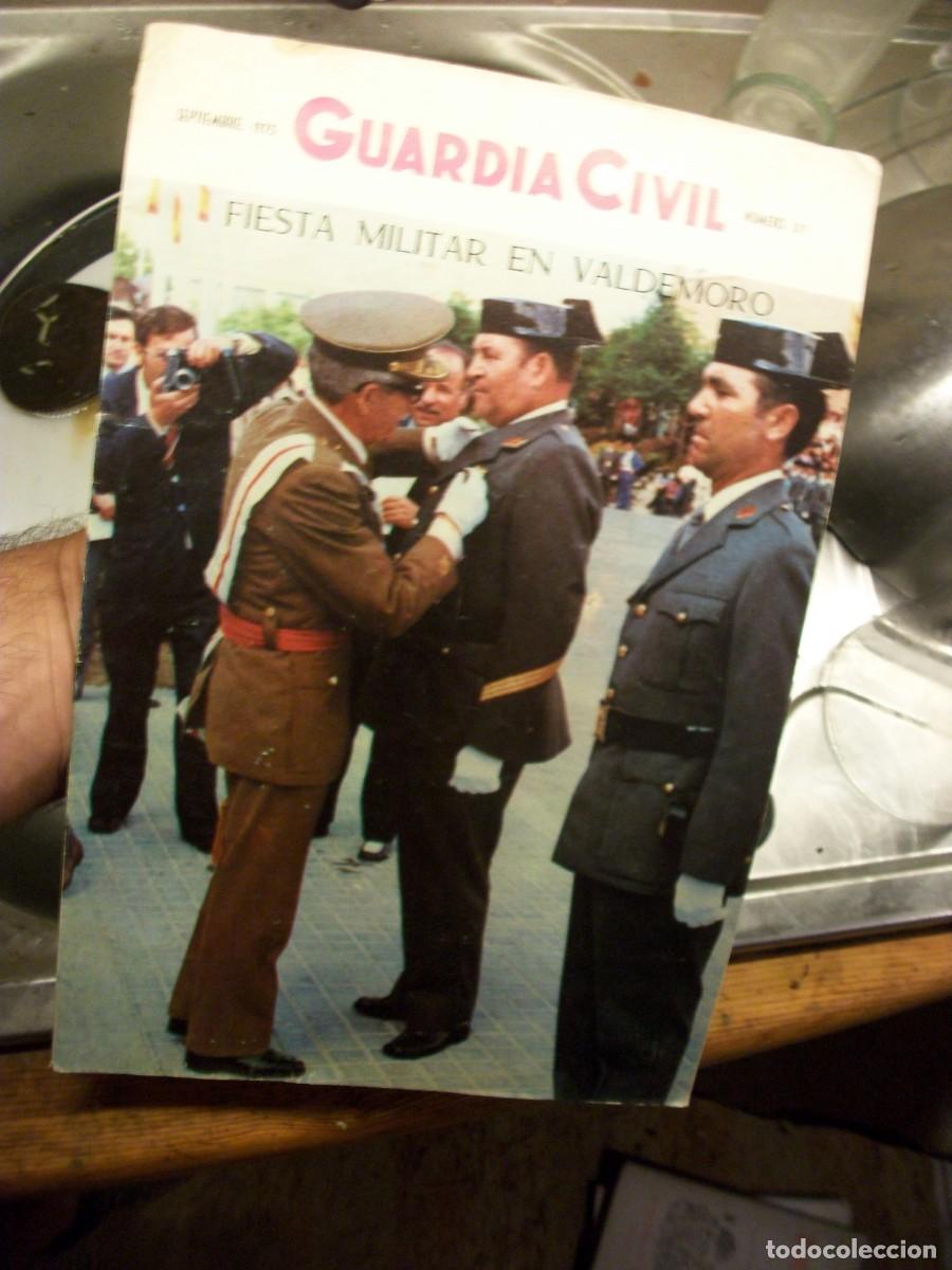 Militaria: REVISTA GUARDIA CIVIL A&Ntilde;OS 70