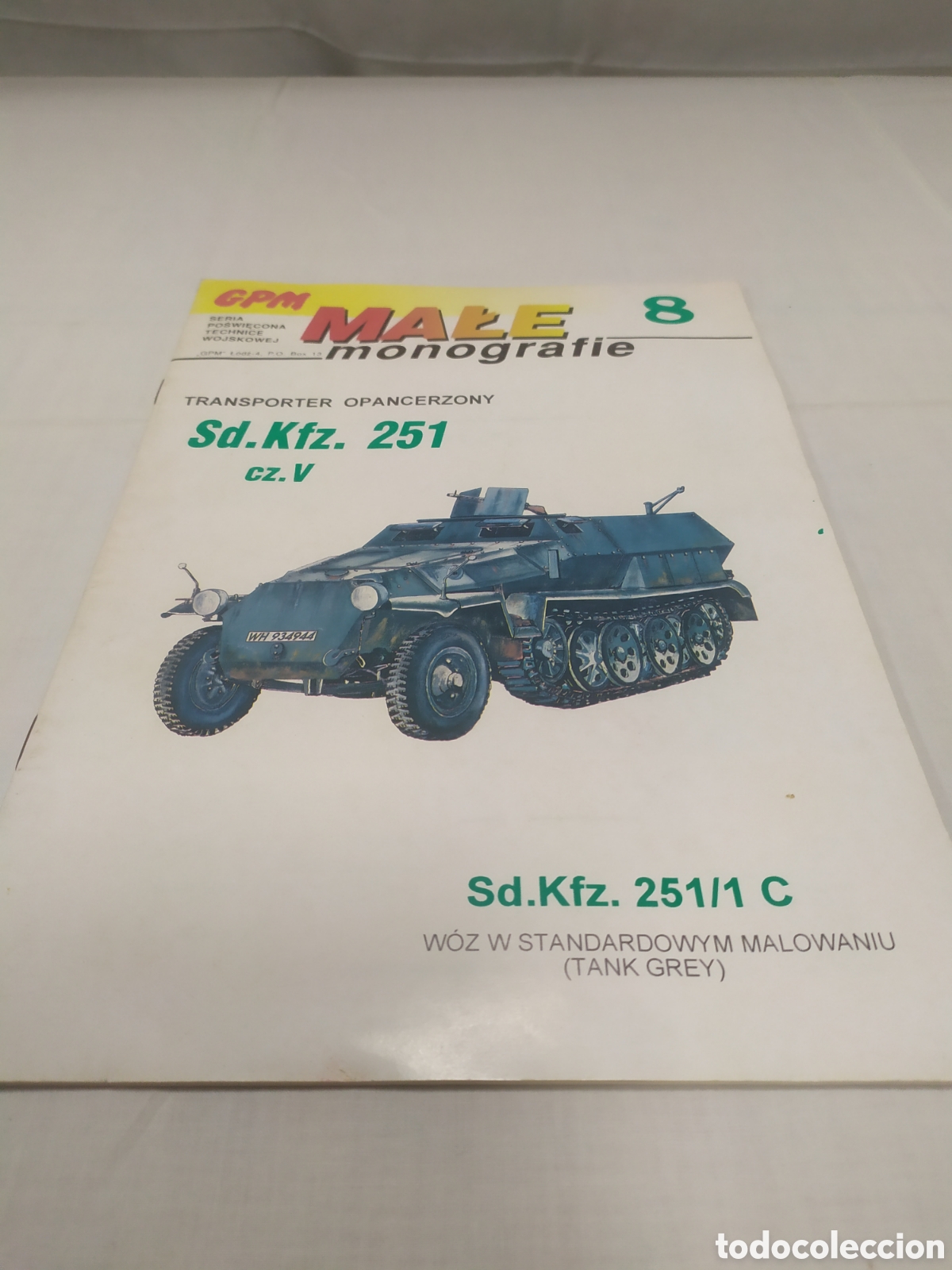 Militaria: GPM Male monografie. Revista polaca tecnolog&iacute;a militar, n&uacute;mero 8. Transporter Opancerzony