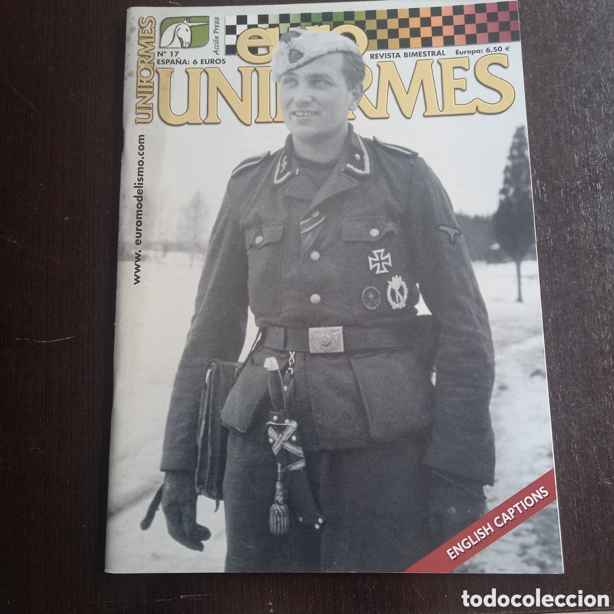 Military Antiques: Revista euroniformes N&deg;17