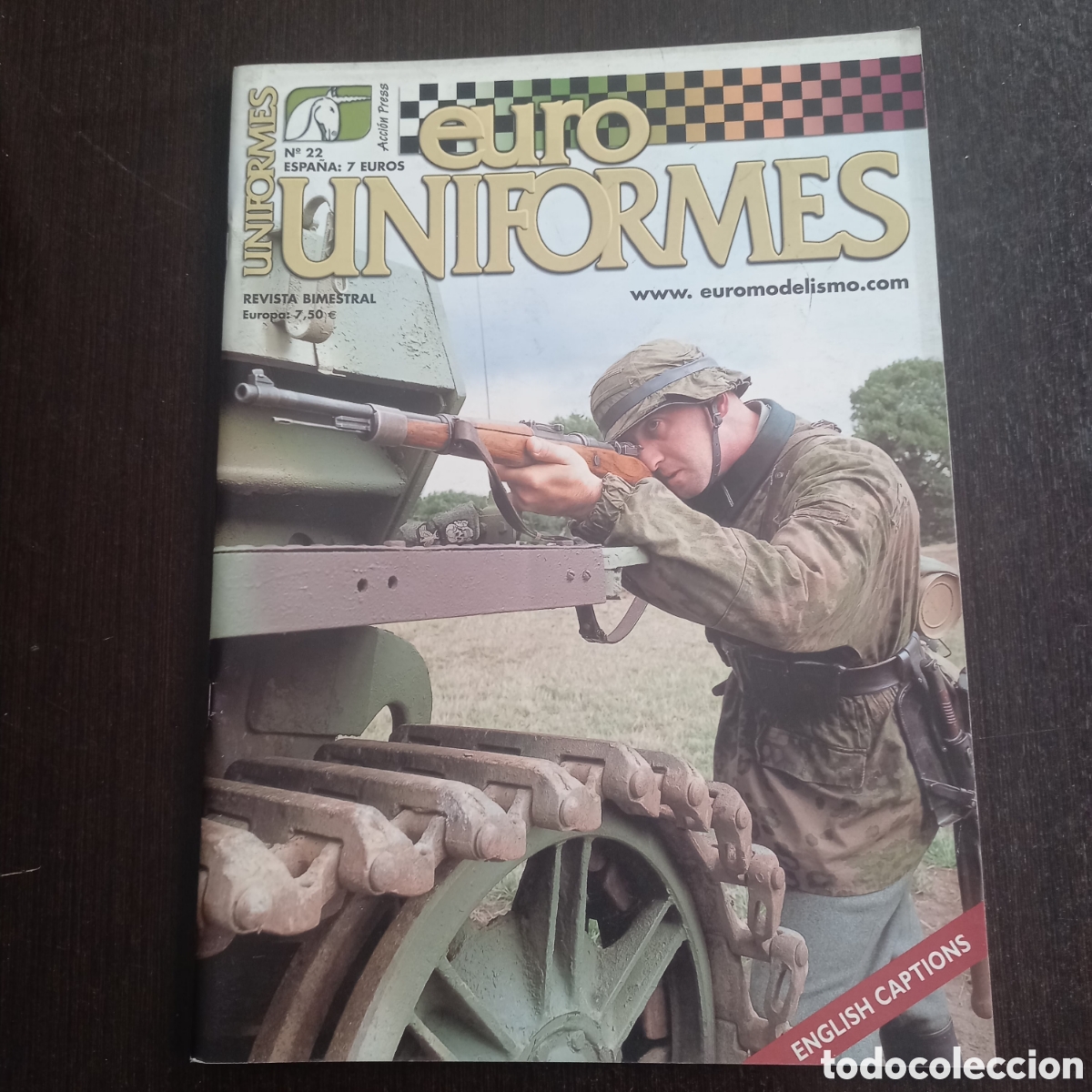 Military Antiques: Revista euroniformes N&deg;22