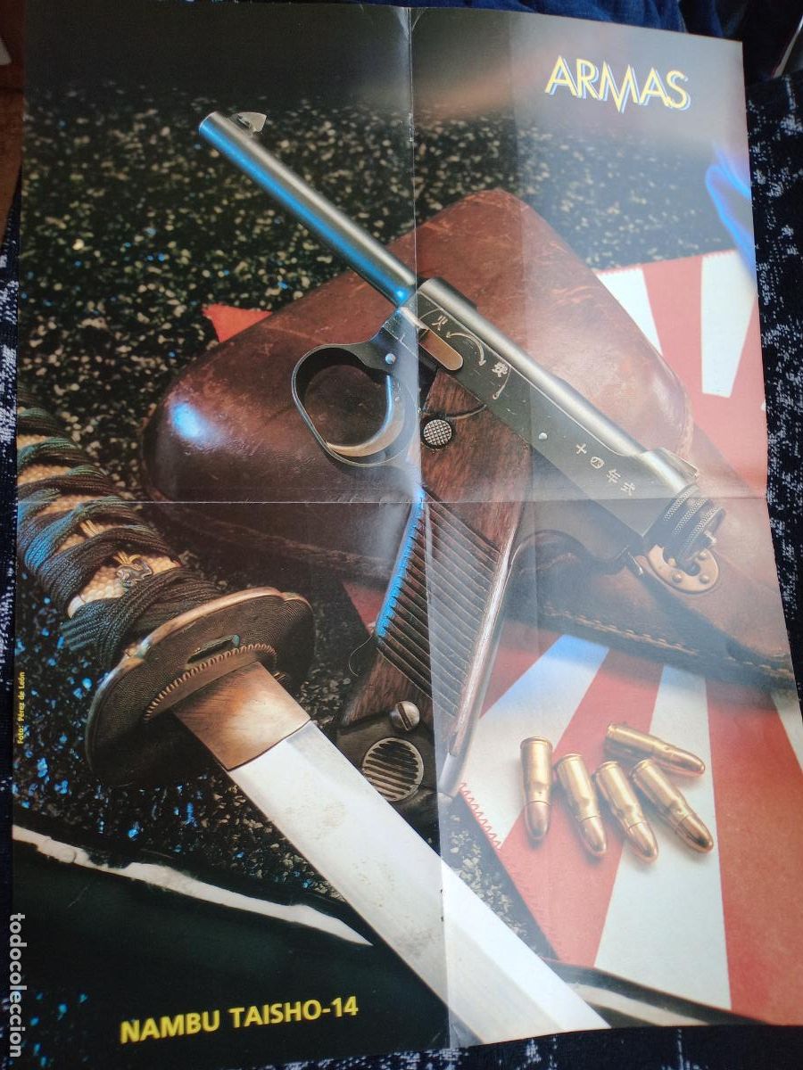Militaria: Jap&oacute;n. Pistola Nambu Taisho -14. P&oacute;ster revistas ARMAS.