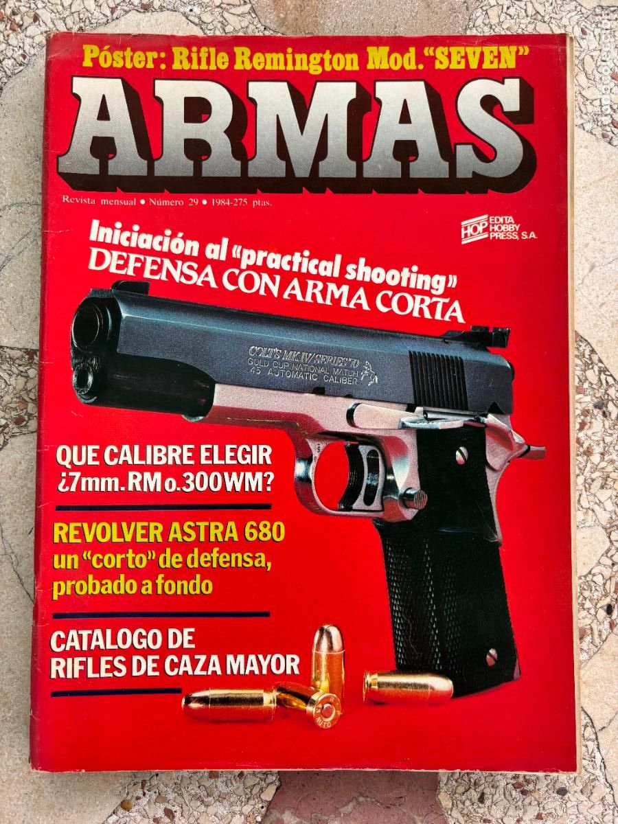 Militaria: ARMAS N&ordm; 29. CAT&Aacute;LOGO RIFLES DE CAZA MAYOR. REVOLVER ASTRA 680. POSTER RIFLE REMINGTON MODELO SEVEN.