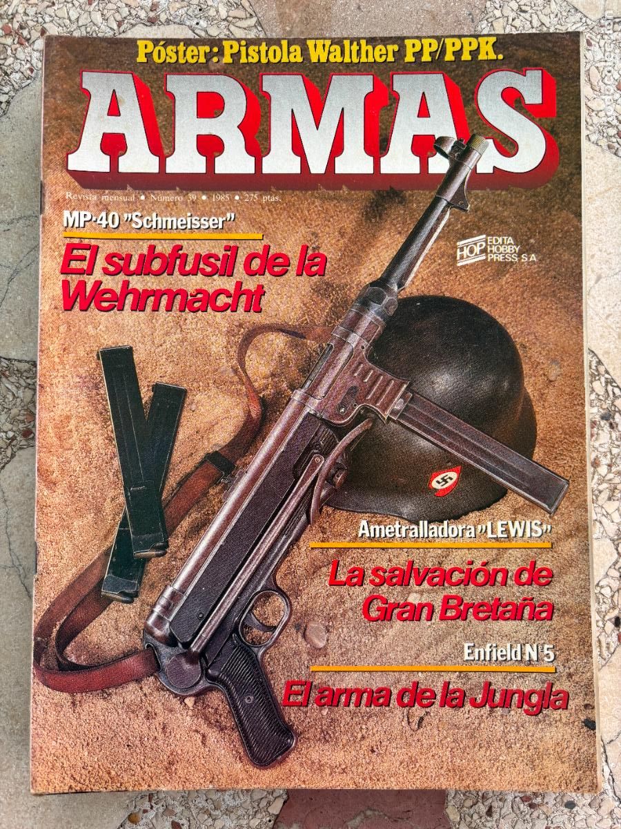 Militaria: ARMAS N&ordm; 39. AMETRALLADORA LEWIS. MP-40. ENFIELD N&ordm; 5. POSTER WALTHER PP/PPK. BAYONETAS ESPA&Ntilde;OLAS.