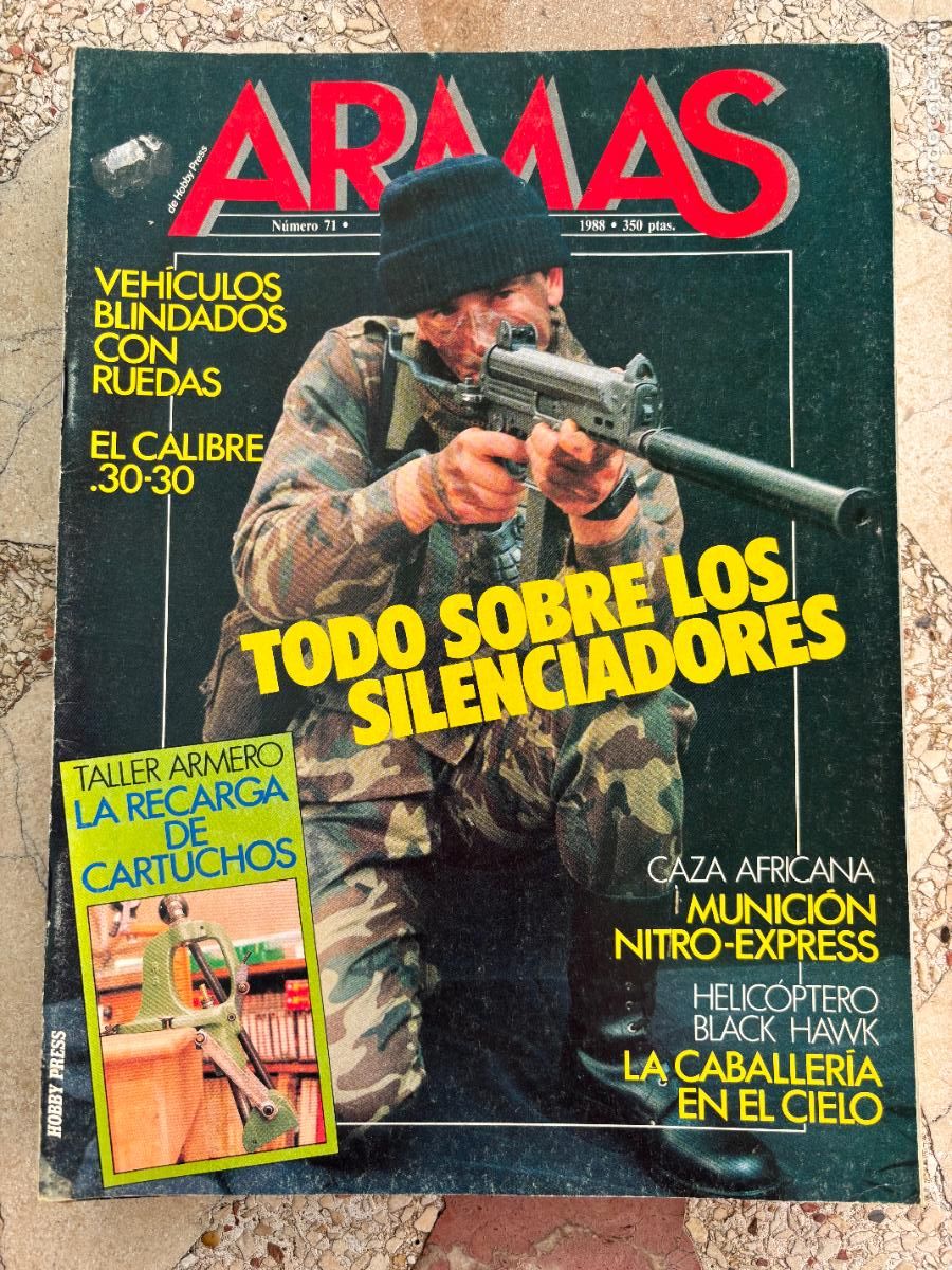 Militaria: ARMAS N&ordm; 71. MUNICI&Oacute;N NITRO-EXPRESS. VEH&Iacute;CULOS BLINDADOS. CALIBRE .30-30. STEYR AUG-A11.
