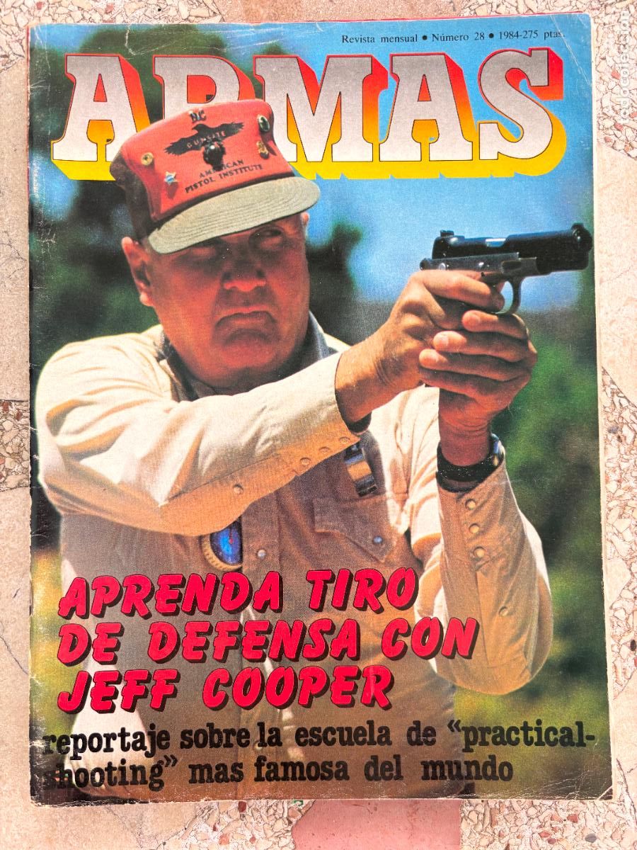 Militaria: ARMAS N&ordm; 28. TIRO DE DEFENSA CON JEFF COOPER. NAVAJA ESPA&Ntilde;OLA. PISTOLA OLIMPIC V-2. MAUSER 1896.