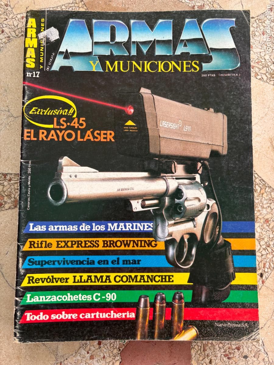 Militaria: ARMAS Y MUNICIONES N&ordm; 17. RIFLE EXPRESS BROWNING. REVOLVER LLAMA COMANCHE. LANZACOHETES C-90