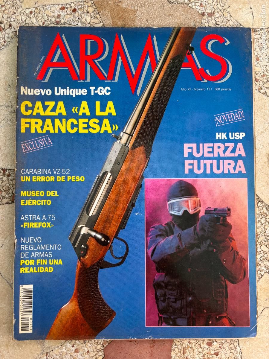Militaria: ARMAS N&ordm; 131. CARABINA VZ-52. ASTRA A-75. HK USP. RIFLE FANZOJ .470 NE. UNIQUE T-GC.