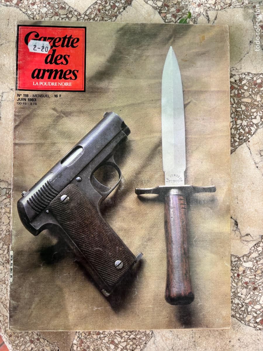 Militaria: GAZETTE DES ARMES N&ordm; 118. A&Ntilde;O 1983. SMITH&WESSON RUSSIAN. MOUSQUETON D'ARTILLERIE MODEL 1829.